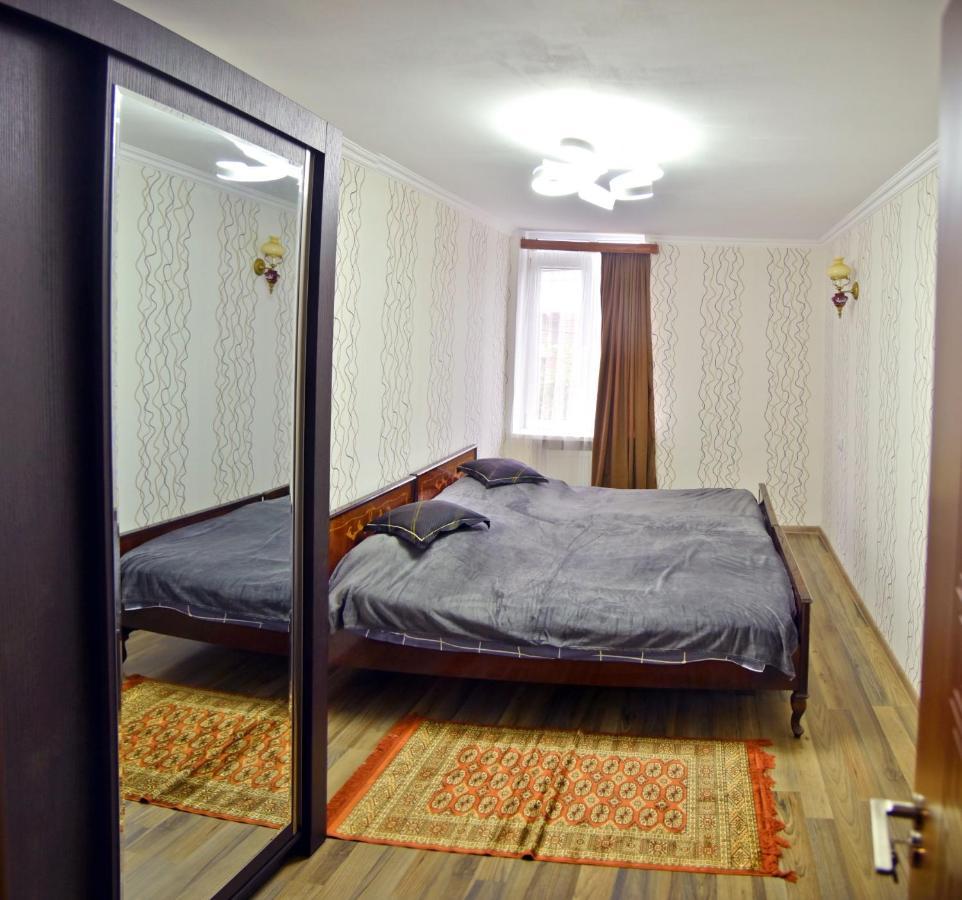 Robo Apartment Tbilisi Exterior foto
